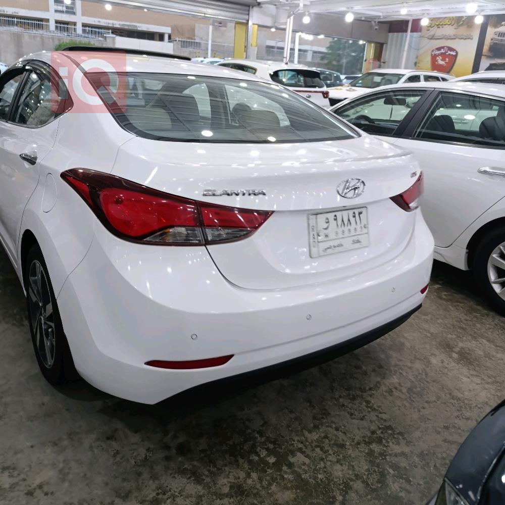 هیوندای ئەلەنترا